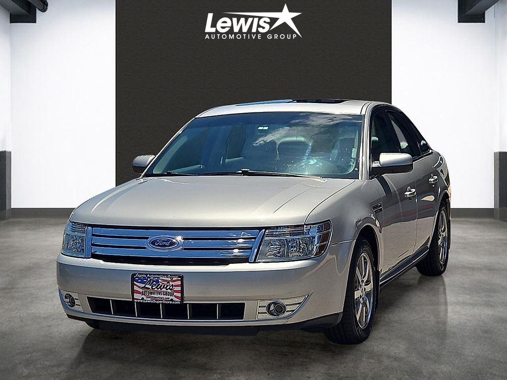 2008 Ford Taurus SEL's photo