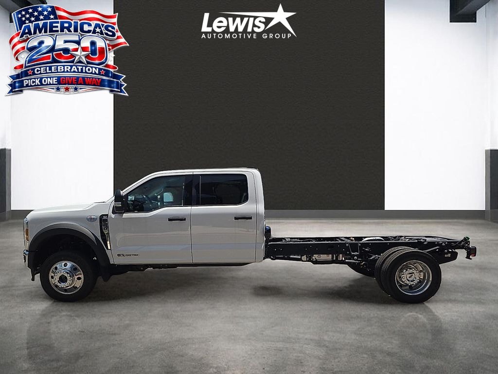 New 2026 Ford F-550SD XLT Truck Crew Cab