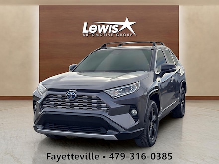 2019 Toyota RAV4 Hybrid XSE SUV