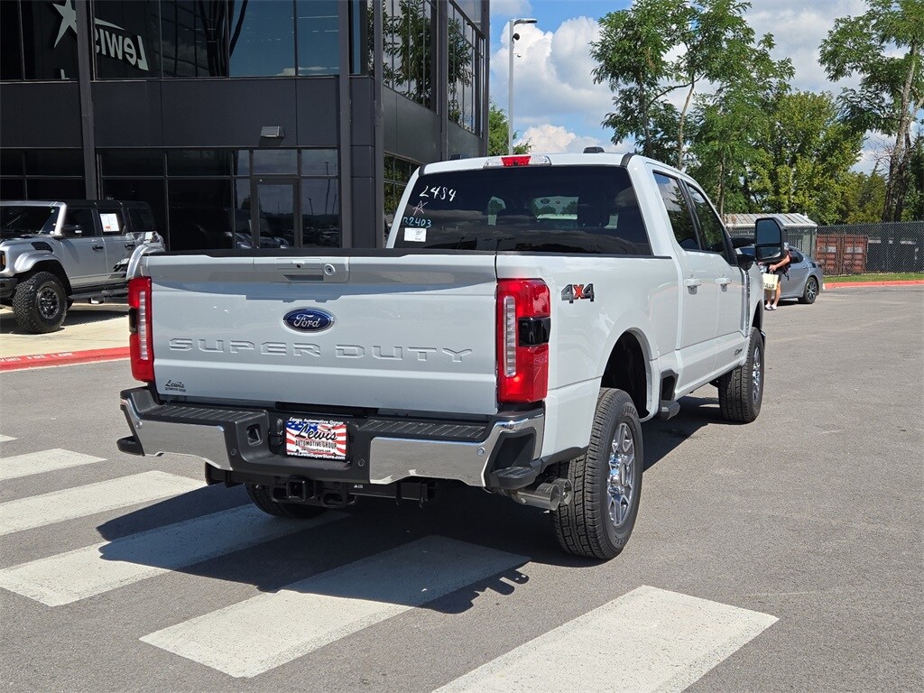 2026 Ford F-250 Lariat photo 4