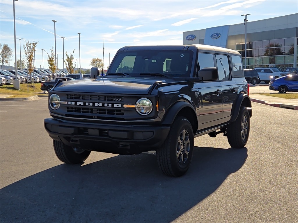 2025 Ford Bronco 4-Door Big Bend's photo