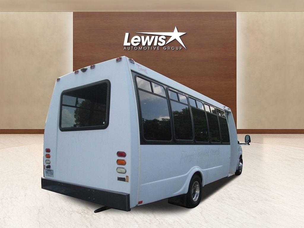 Used 2003 Ford E-450SD BUS Truck