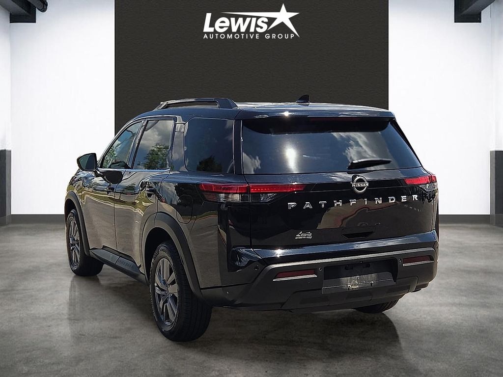 Used 2025 Nissan Pathfinder SV SUV