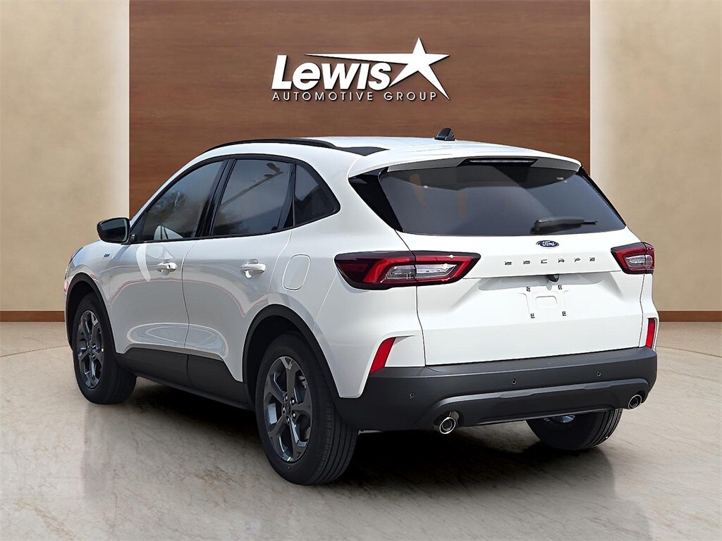 2025 Ford Escape ST-Line photo 4
