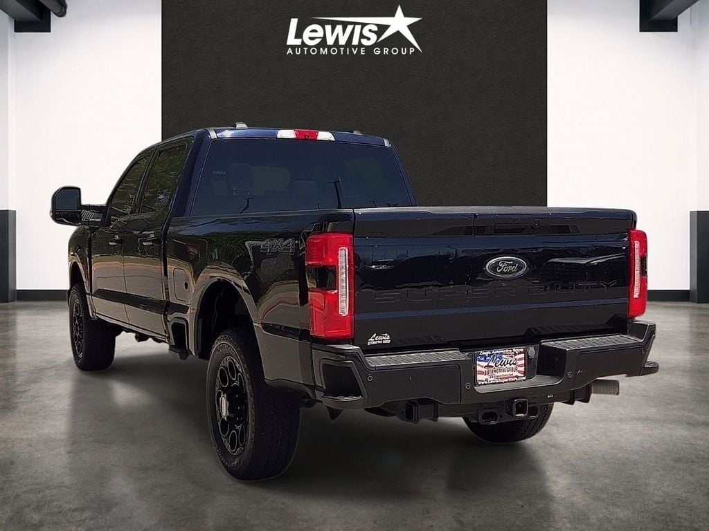 Used 2024 Ford F-250SD XLT Truck Crew Cab