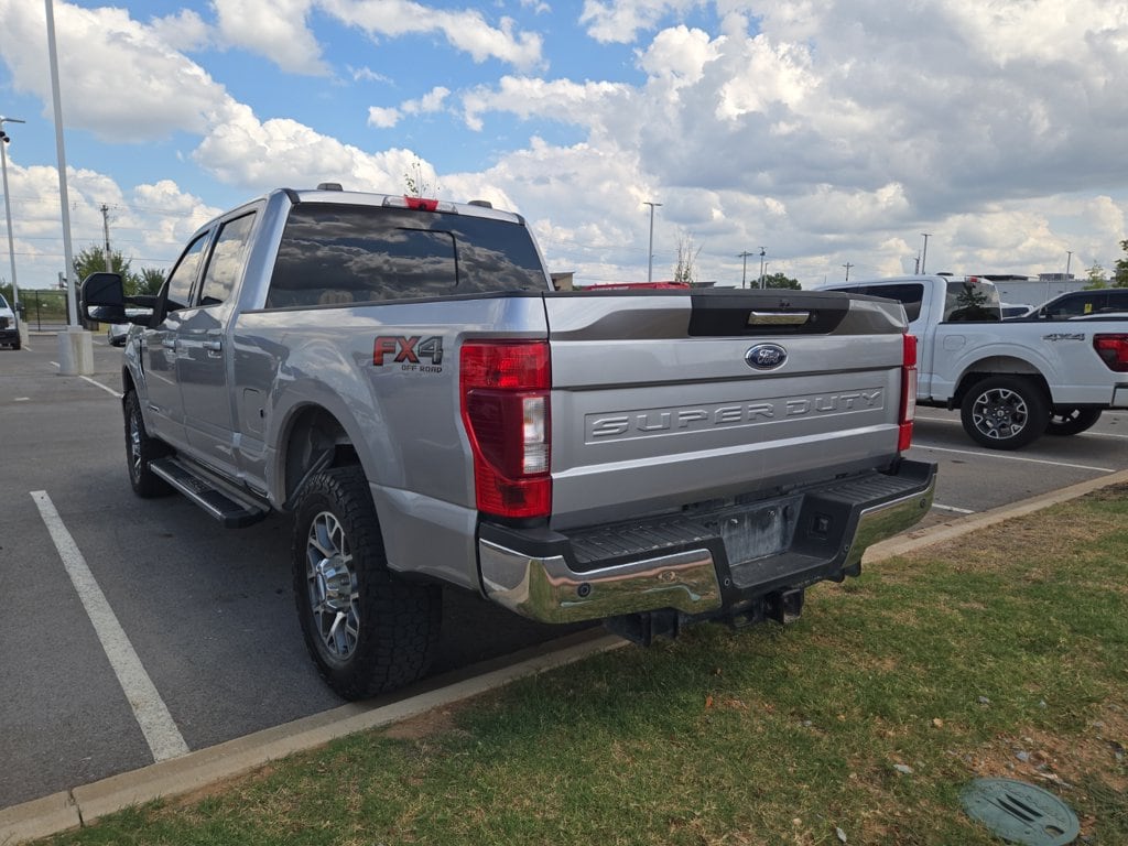 Used 2022 Ford F-250SD Lariat Truck Crew Cab