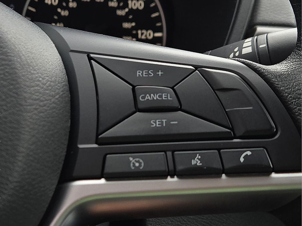 2024 Nissan Altima SV - Photo 17