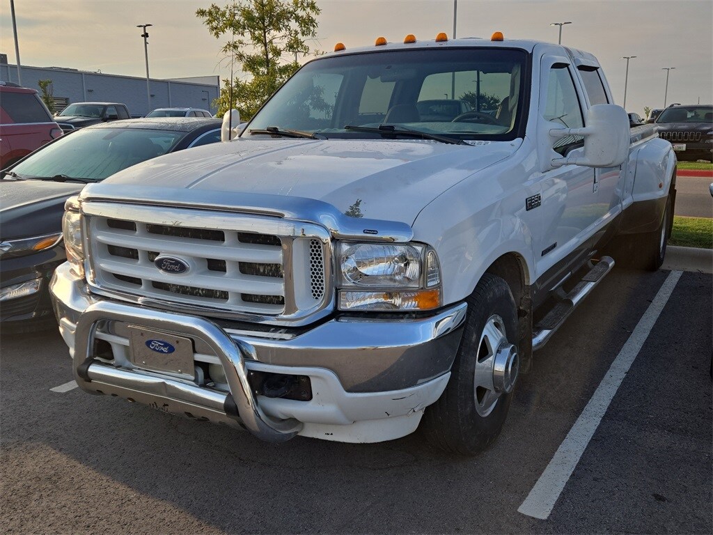 2003 Ford F-350 photo 2
