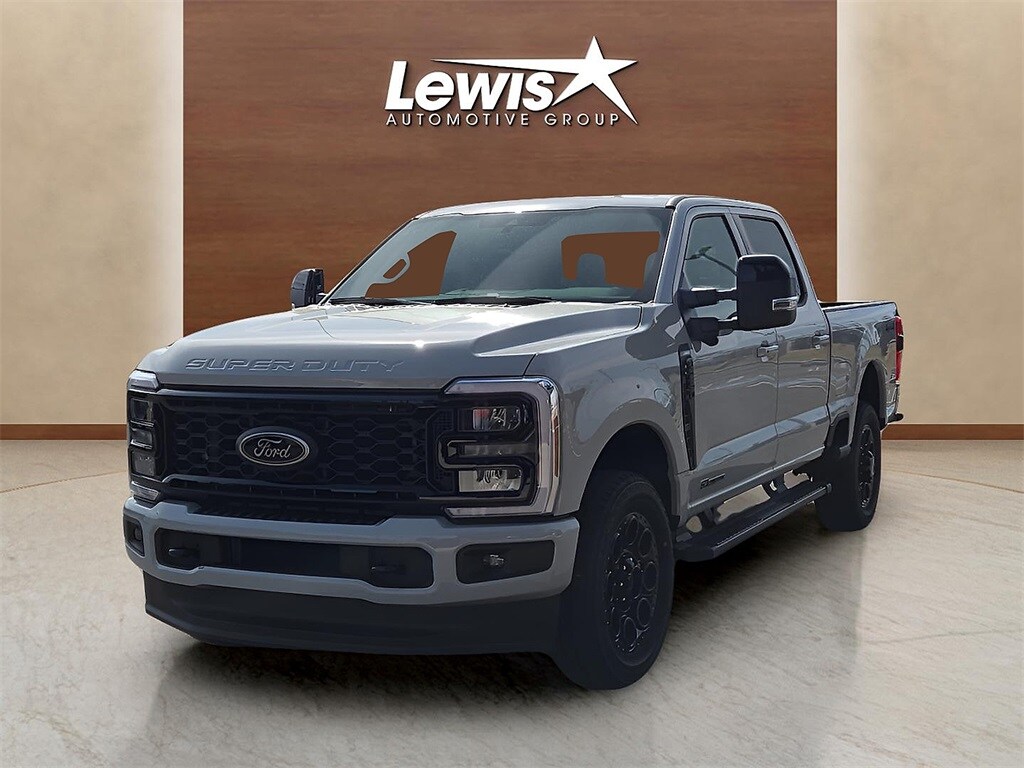 2025 Ford F-250 photo 2