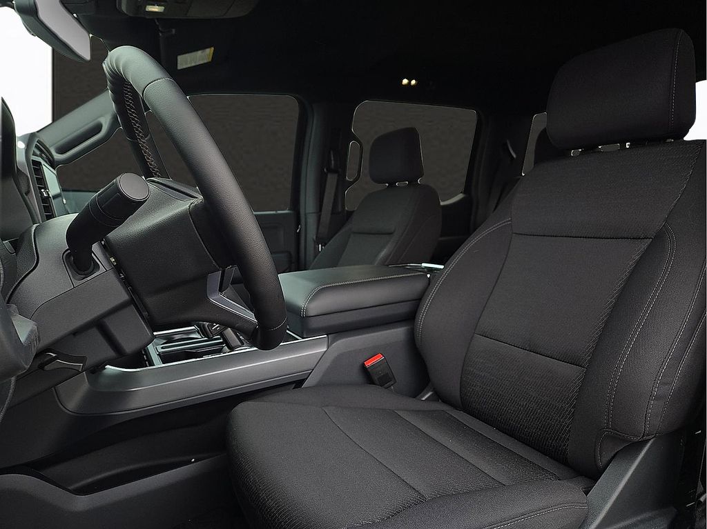 2026 Ford F-150 XLT - Photo 12