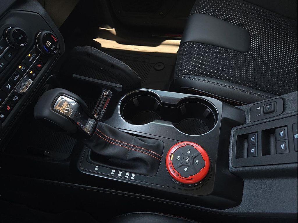 2025 Ford Bronco 4-Door Raptor - Photo 39