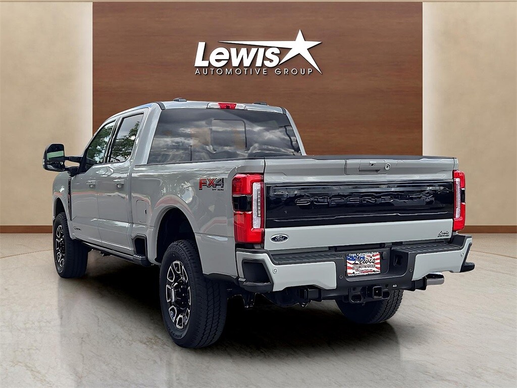 2026 Ford F-250 Platinum photo 4