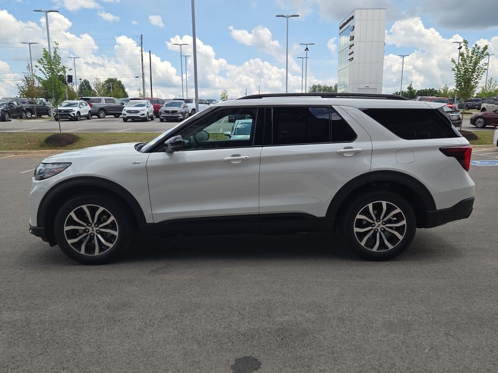 New 2026 Ford Explorer ST-Line SUV