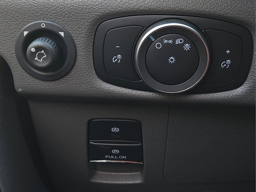 2025 Ford Transit Van Base - Photo 17