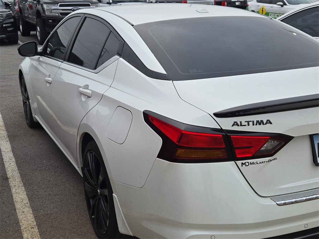 Used 2022 Nissan Altima 2.5 SR Sedan