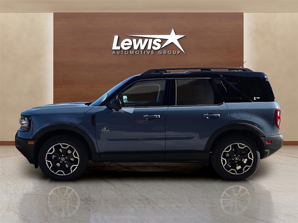 2025 Ford Bronco Sport Outer Banks photo 3