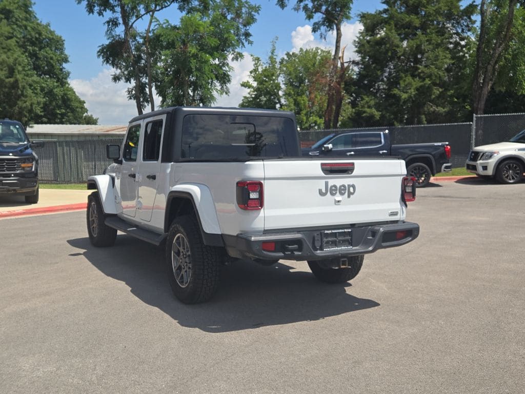 2020 Jeep Gladiator Overland - Photo 3