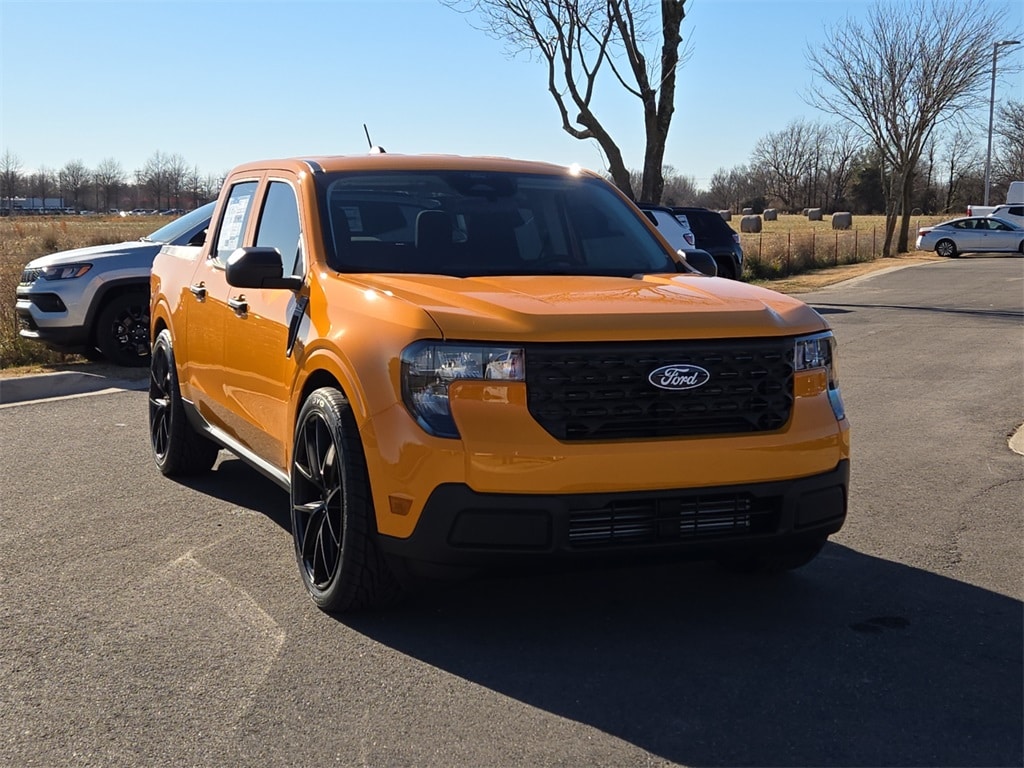 2026 Ford Maverick XL's photo