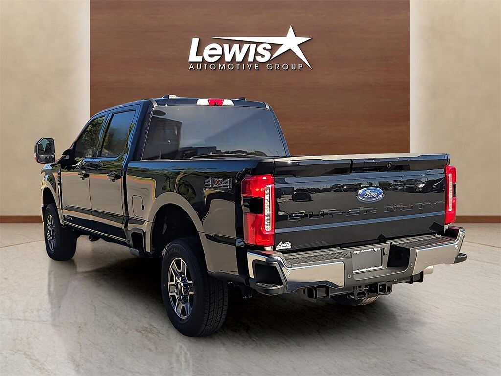 2026 Ford F-250 Lariat photo 3