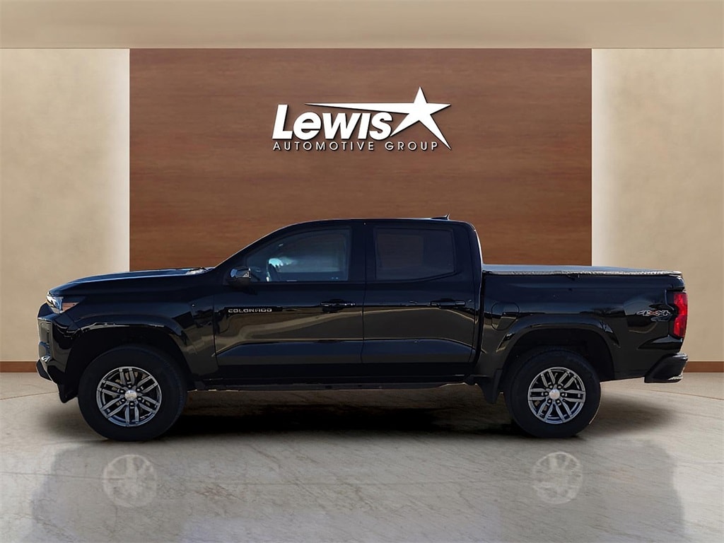 Used 2024 Chevrolet Colorado LT Truck Crew Cab