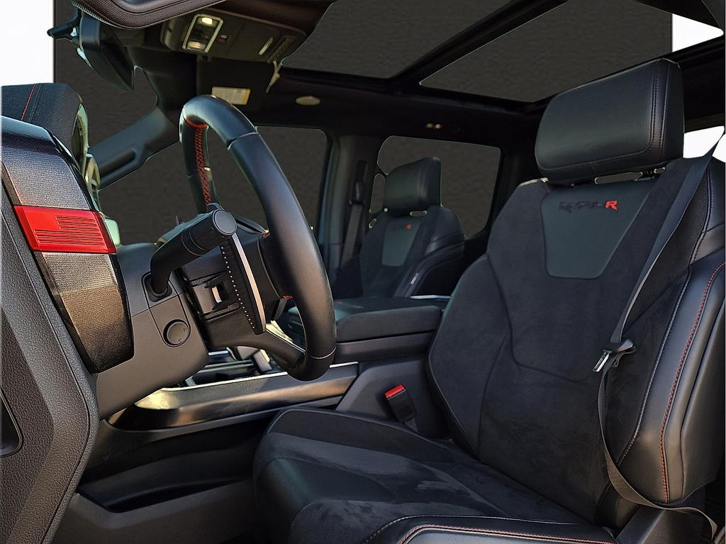 2023 Ford F-150 Raptor - Photo 13