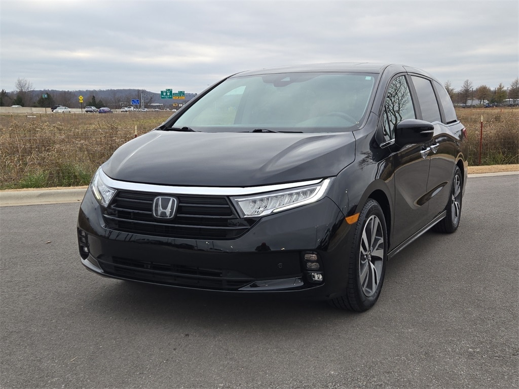 2023 Honda Odyssey Touring's photo