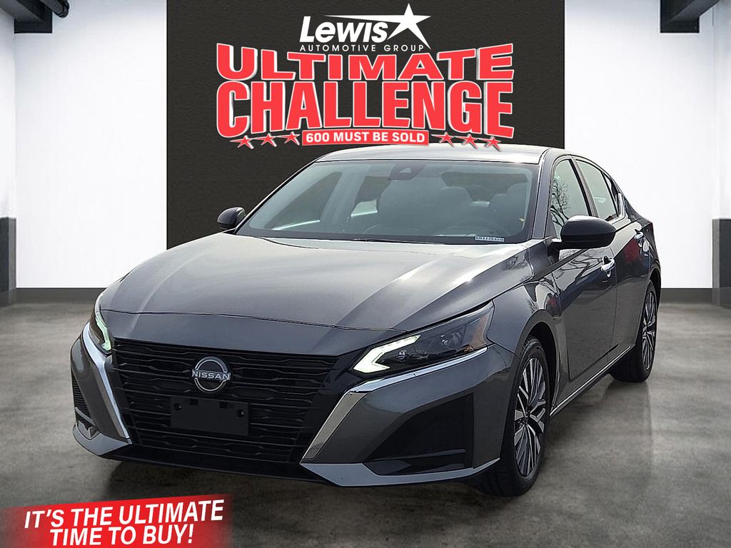 2024 Nissan Altima SV