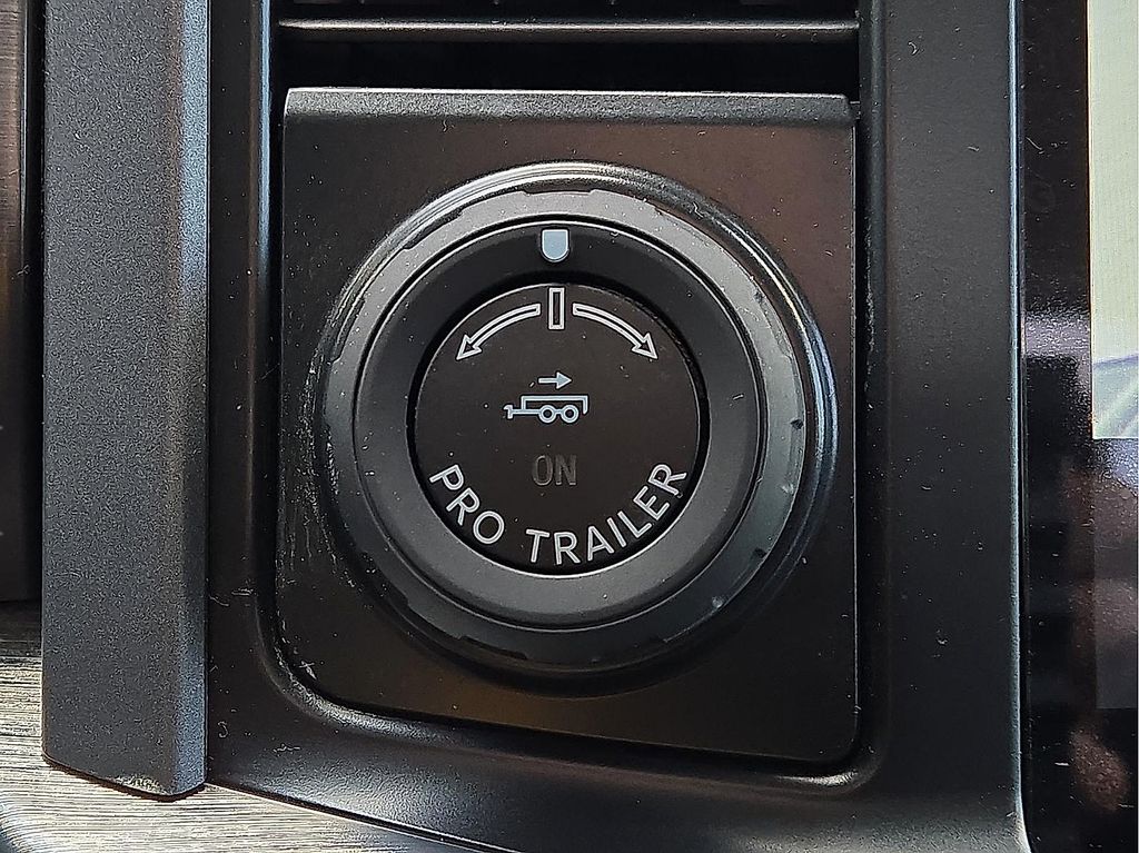 2022 Ford F-150 Lariat - Photo 14
