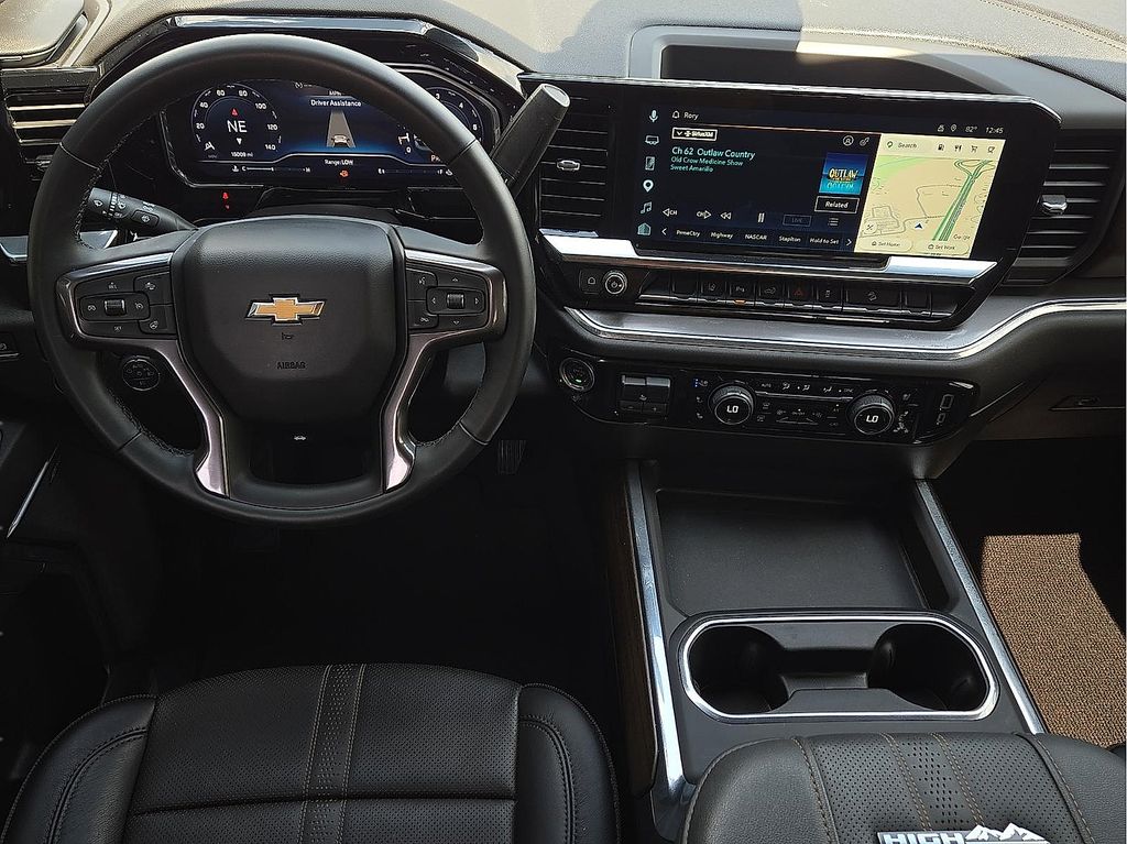 2025 Chevrolet Silverado 2500HD High Country - Photo 11