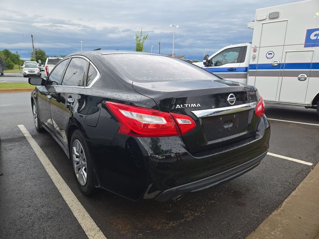 Used 2016 Nissan Altima 2.5 S Sedan