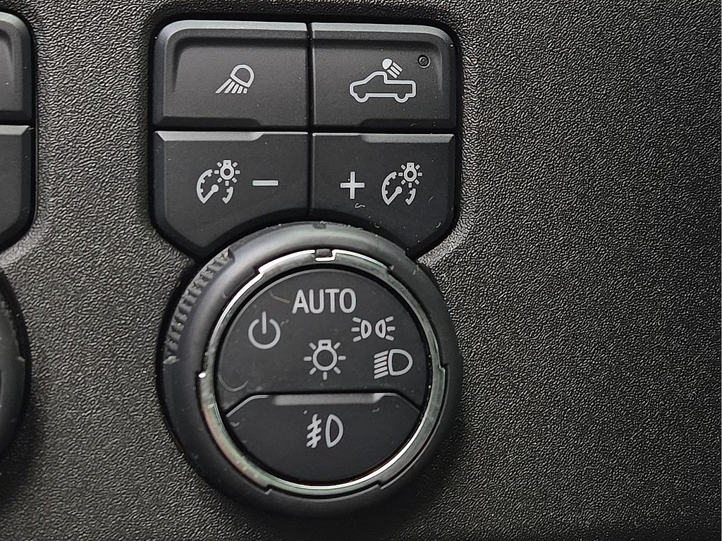 2024 Chevrolet Silverado 3500HD LT - Photo 17