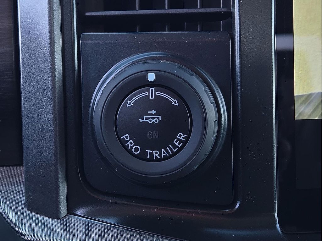 2026 Ford F-150 Lariat - Photo 14