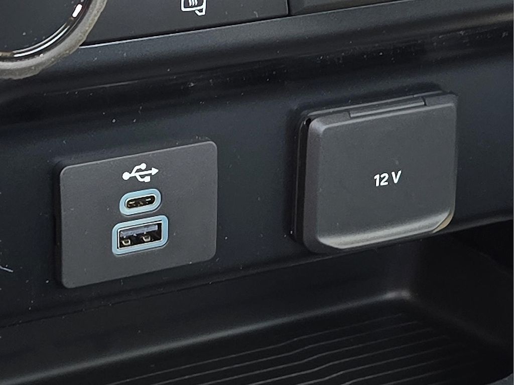 2025 Ford F-350 Super Duty XL - Photo 16