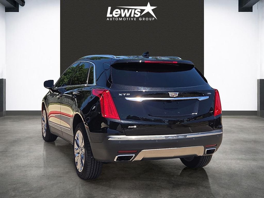Used 2017 Cadillac XT5 Platinum SUV