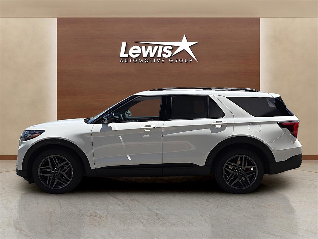 2025 Ford Explorer ST photo 3