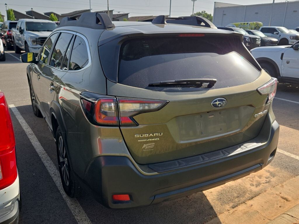 Used 2025 Subaru Outback Premium SUV