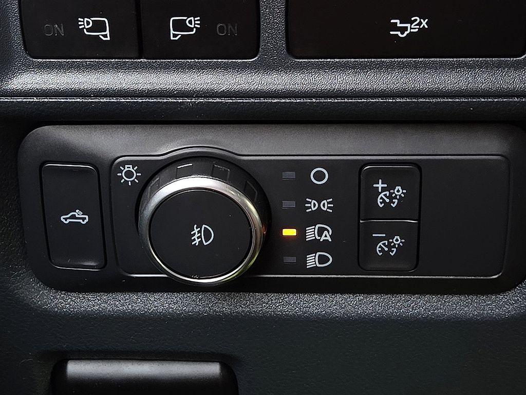2023 Ford F-150 XLT - Photo 17