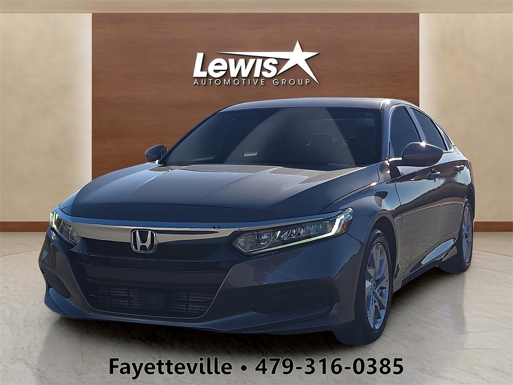 2018 Honda Accord LX's photo