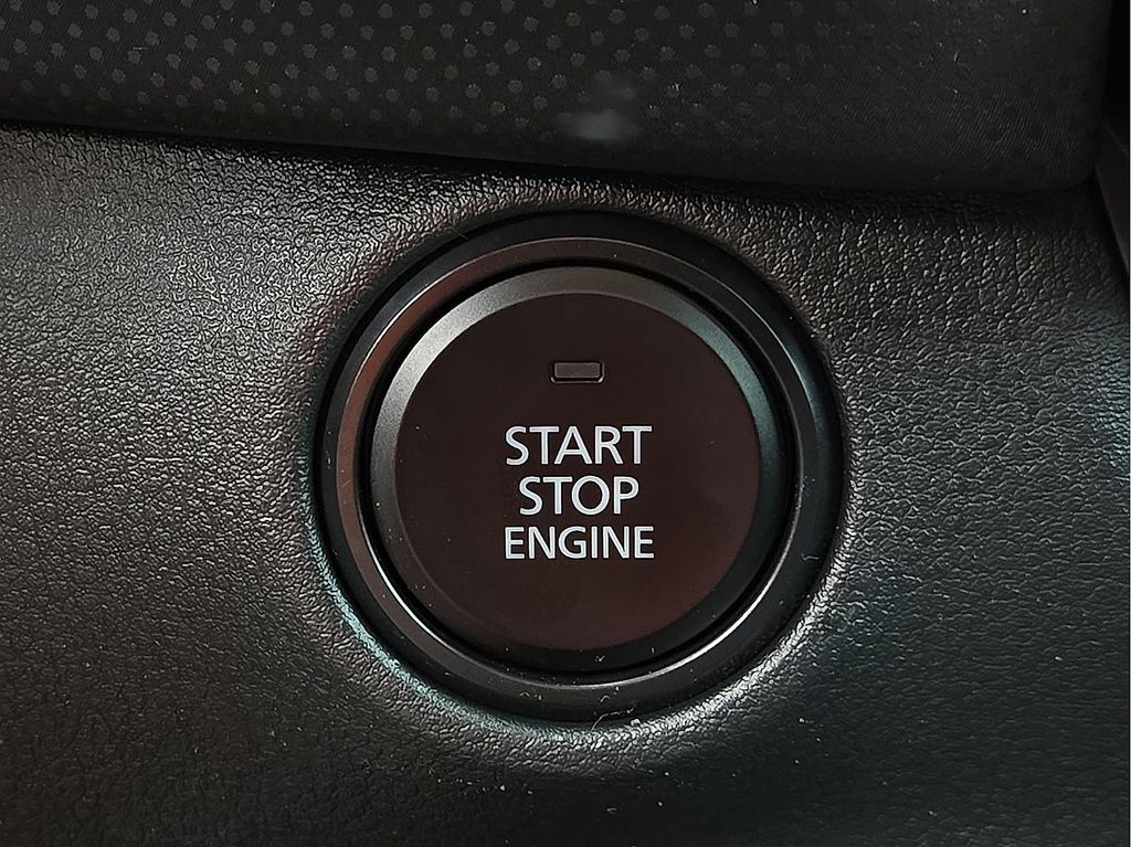 2025 Mazda CX-50 Select - Photo 15