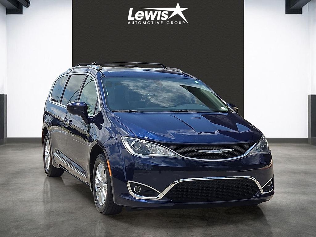 2018 Chrysler Pacifica Touring L - Photo 6