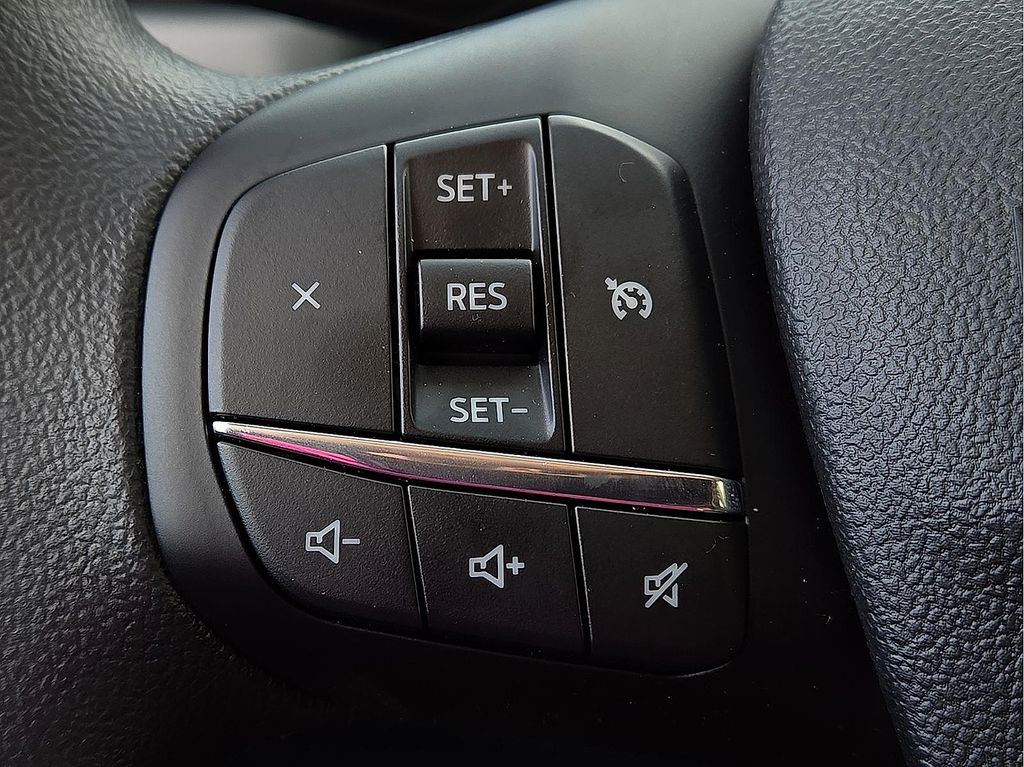 2026 Ford Maverick XLT - Photo 17