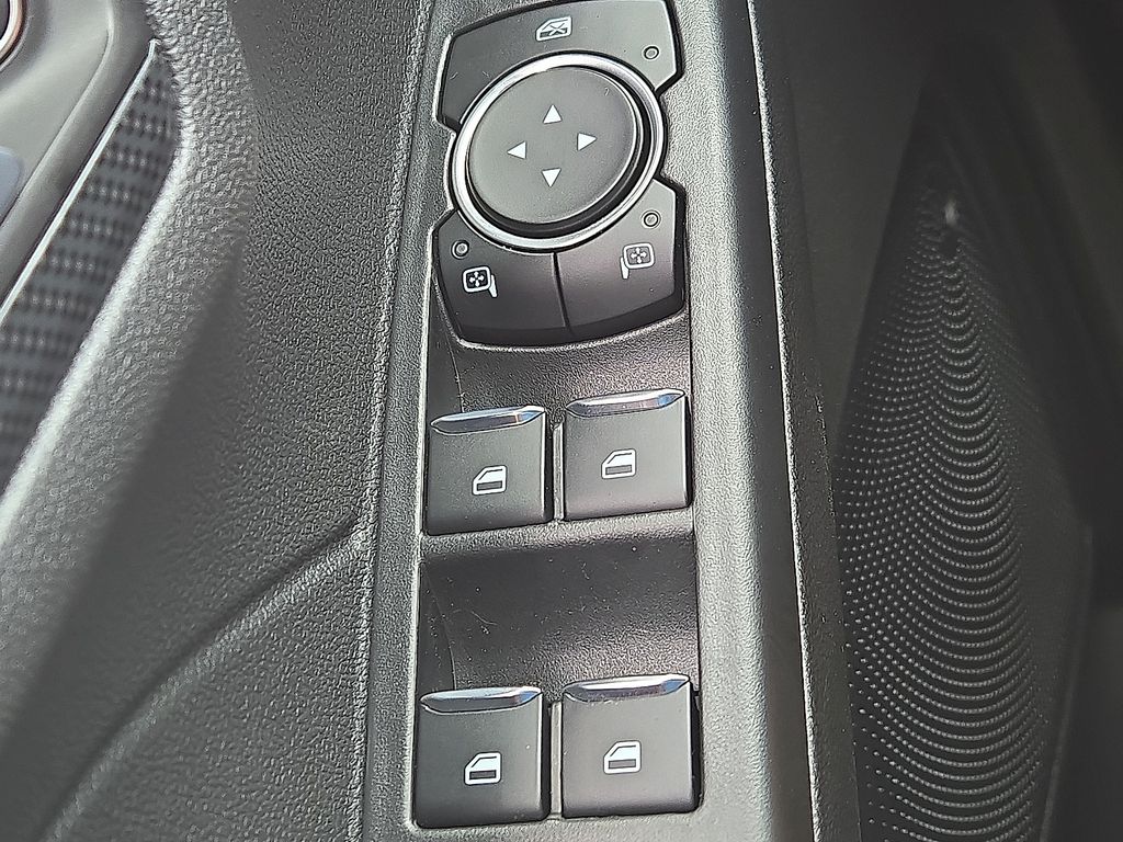 2024 Ford Escape ST-Line - Photo 16