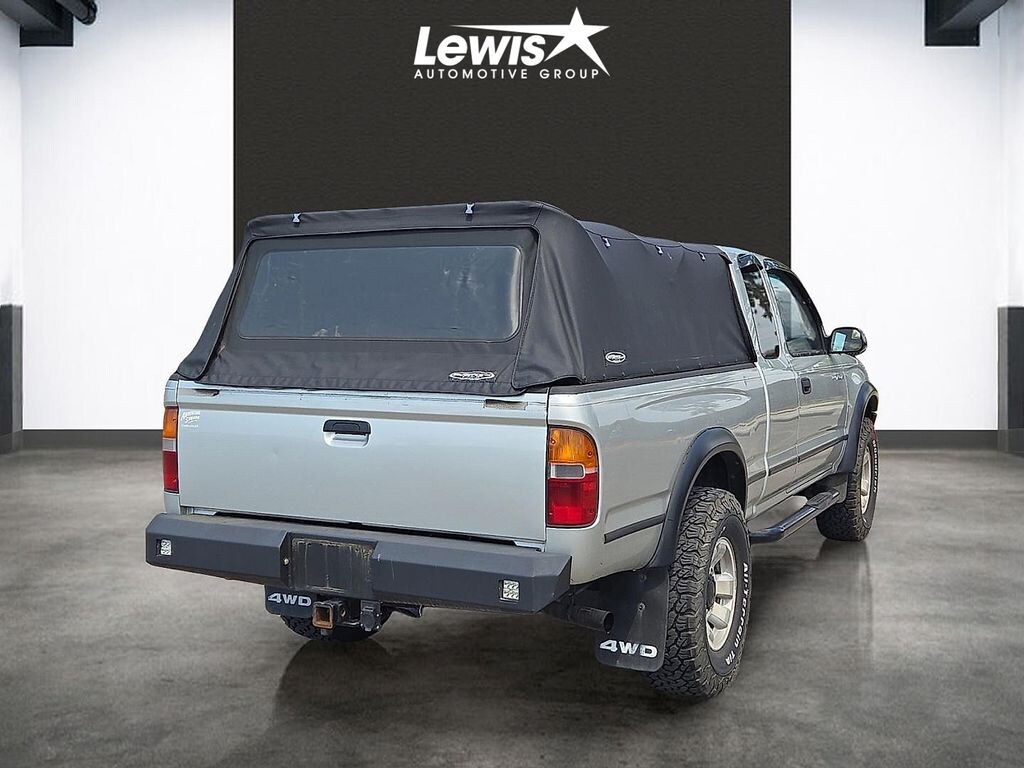 Used 2000 Toyota Tacoma Base Truck Xtracab