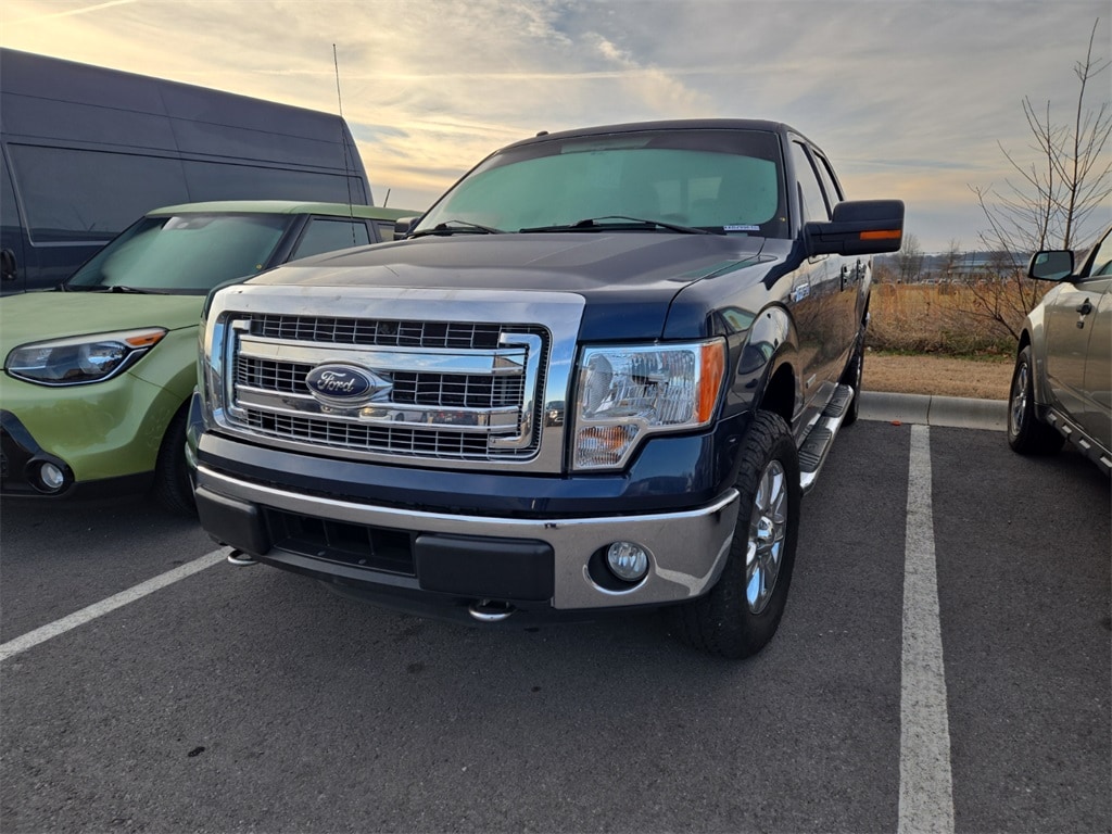 2014 Ford F-150 XLT's photo