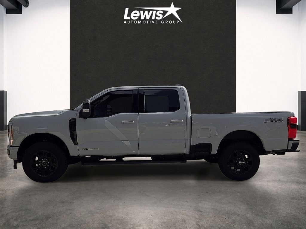 New 2026 Ford F-250SD Lariat Truck Crew Cab