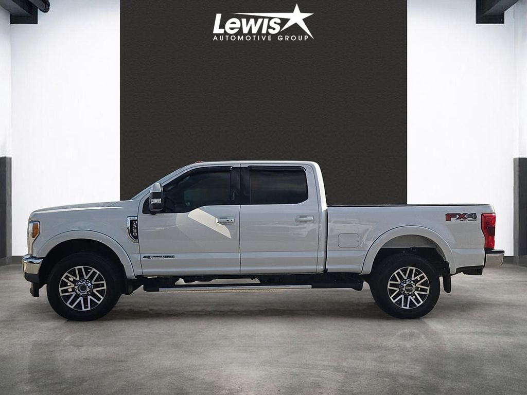 Used 2019 Ford F-250SD Lariat Truck Crew Cab