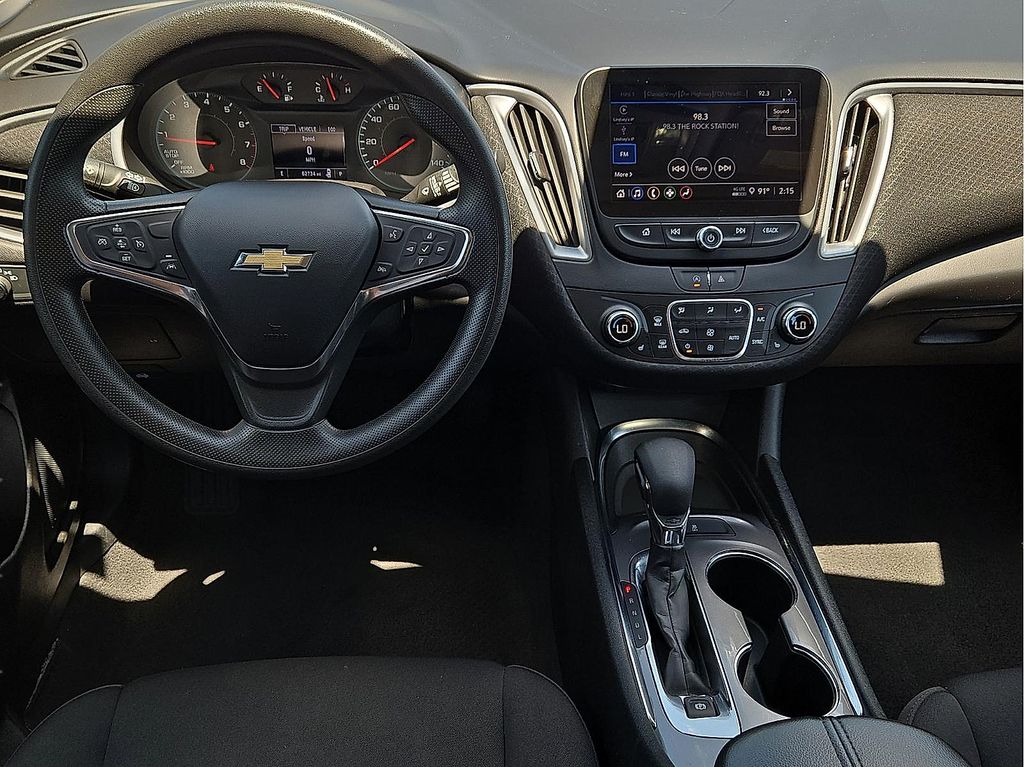 2023 Chevrolet Malibu 1LT - Photo 10