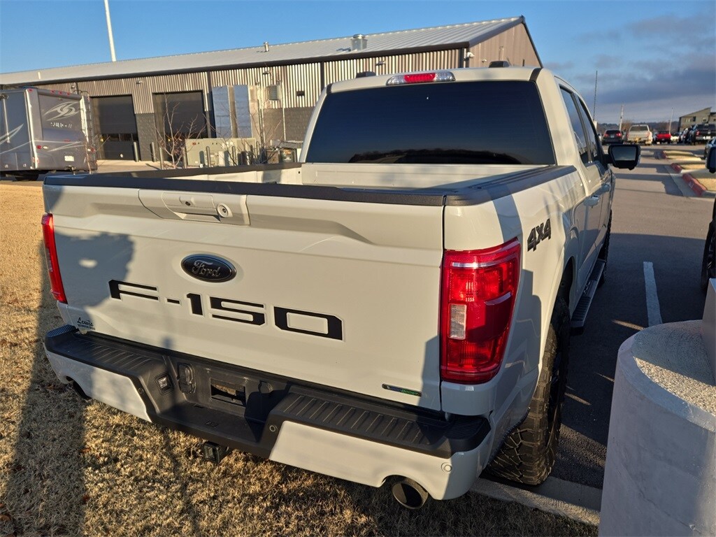 2023 Ford F-150 XLT photo 3