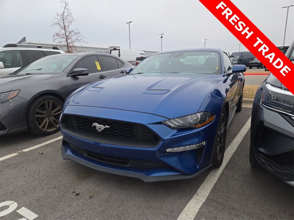 2022 Ford Mustang EcoBoost's photo