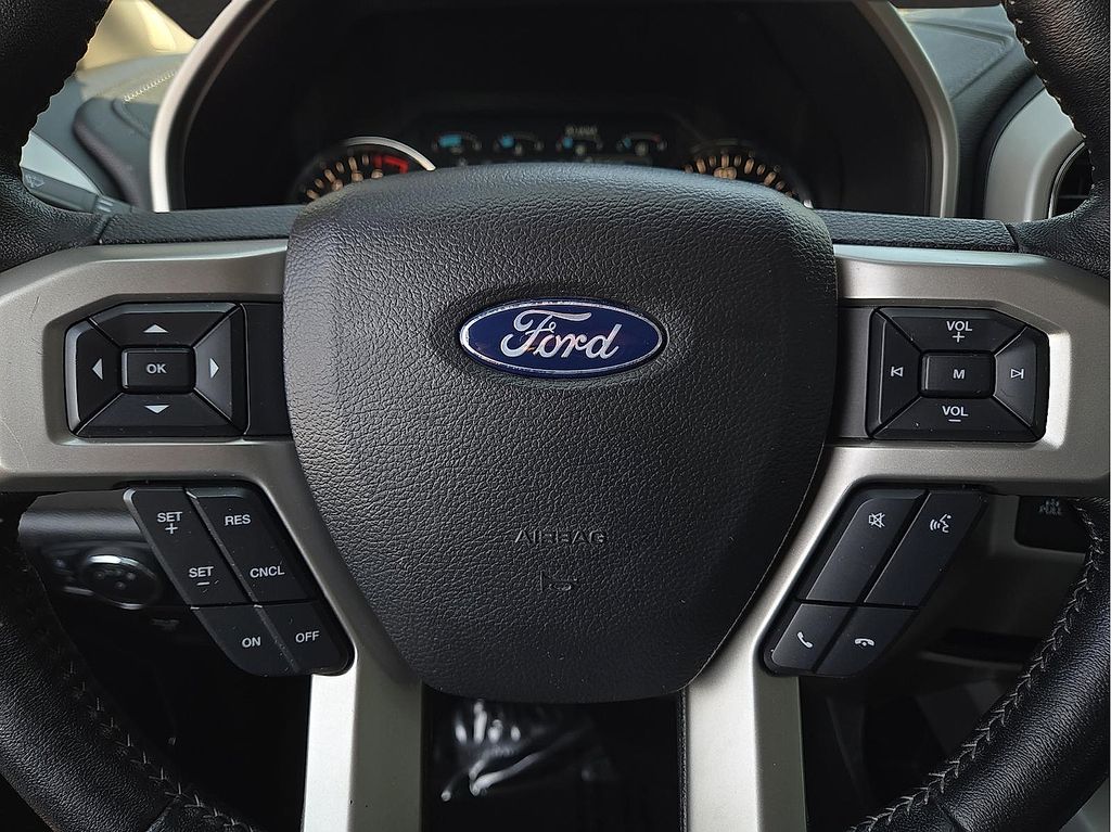 2019 Ford F-150 Lariat - Photo 19